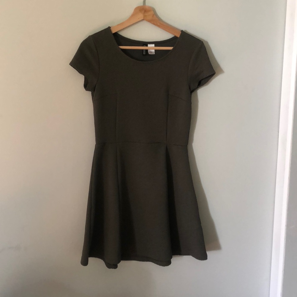 Olive green cap sleeved dress